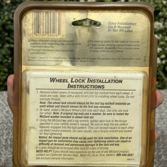 McGard 24526 5-Lockwheel Lk Set M12X1.5 Nut Cone Seat 3/4 Hex 1.46"Oal-Black - Picture 3 of 3